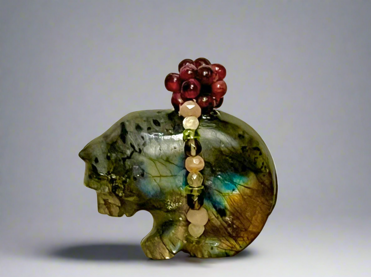 Labradorite Bear by Kateri Quandelacy Sanchez