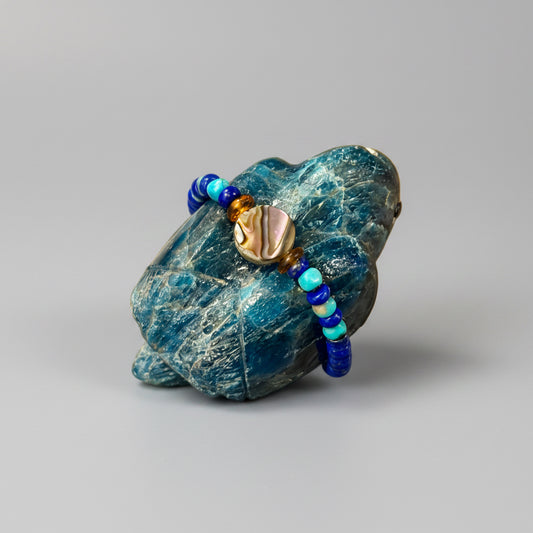 Apatite Songbird by Kateri Quandelacy Sanchez